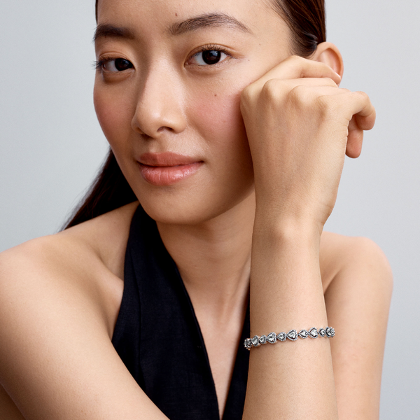 Bracelet Cœurs Halo en édition limitée – Pandora
